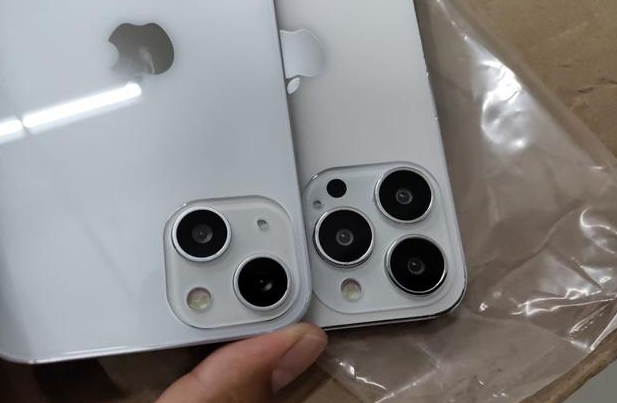 乌海苹果手机维修分享iPhone 13‌机模长什么样 