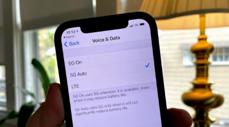 乌海苹果手机维修分享iPhone 12如何打开或关闭5G网络 